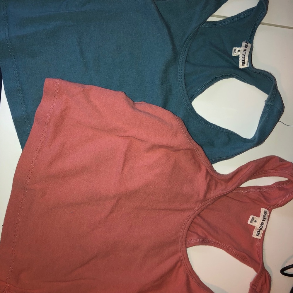 CROP TOPS